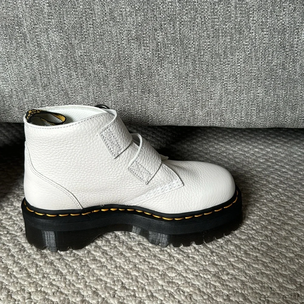 NEW DR MARTENS DEVON HEART LEATHER PLATFORM BOOTS - Picture 10 of 12